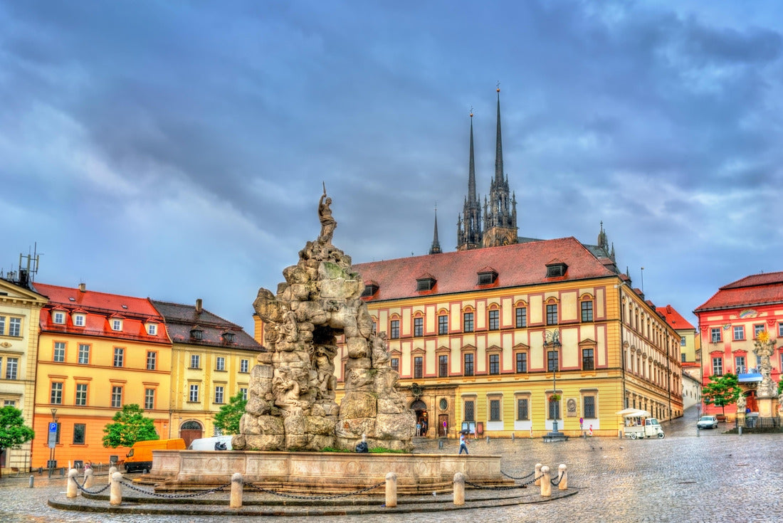 Parnas Fountain on Zerny trh square in the old town of Brno - Moravia, Czech Republic 2000pc Puzzle