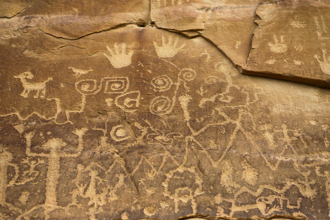 Noah Jigsaw Puzzle Petroglyphs at Mesa Verde National Park, Colorado 2000 pieces