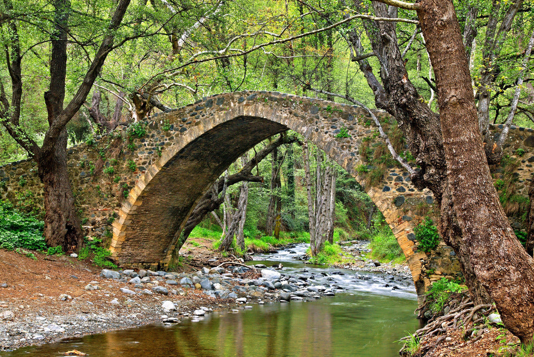 KELEFOS BRIDGE, CYPRUS. The old Venetian bridge of Kelefos (or “Tzielefos”), between Agios Nikolaos and Platres villages, Troodos mountain, district of Limassol (Lemesos) 2000pc Puzzle