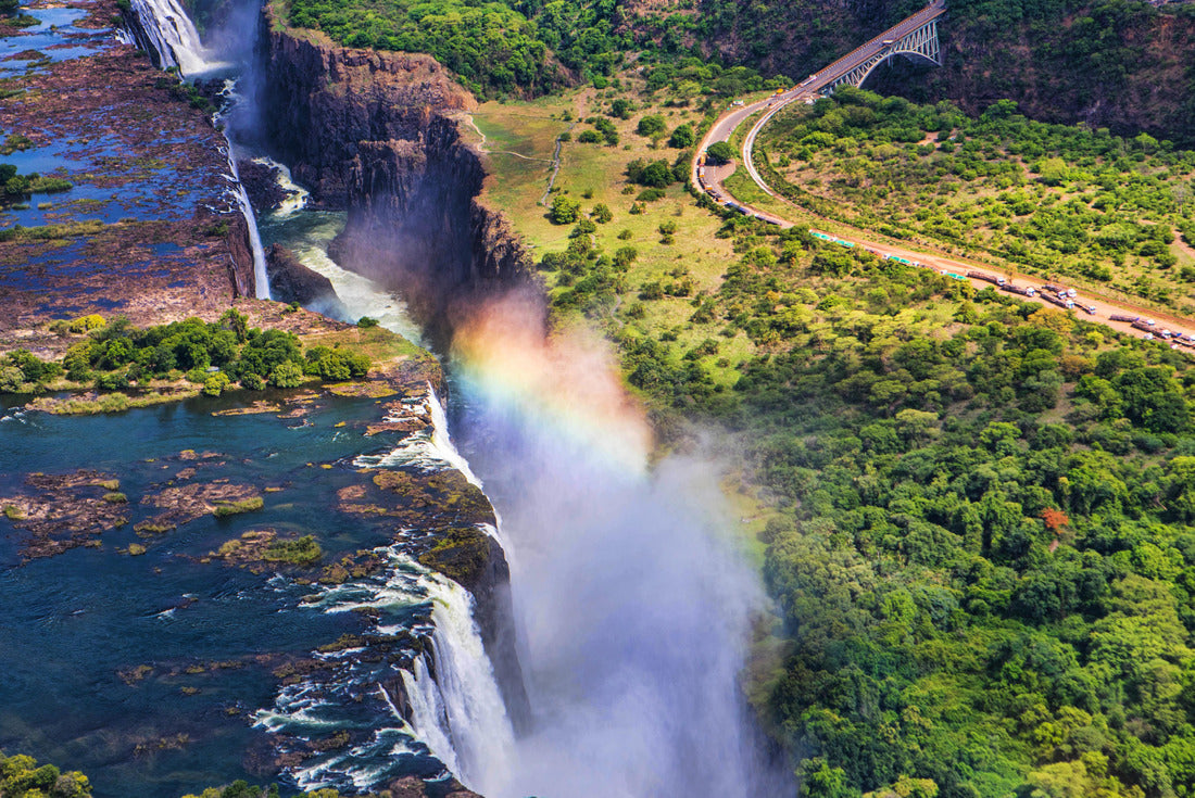 Rainbow over the Victoria Falls in Zimbabwe, sunny day in Africa 2000pc Puzzle