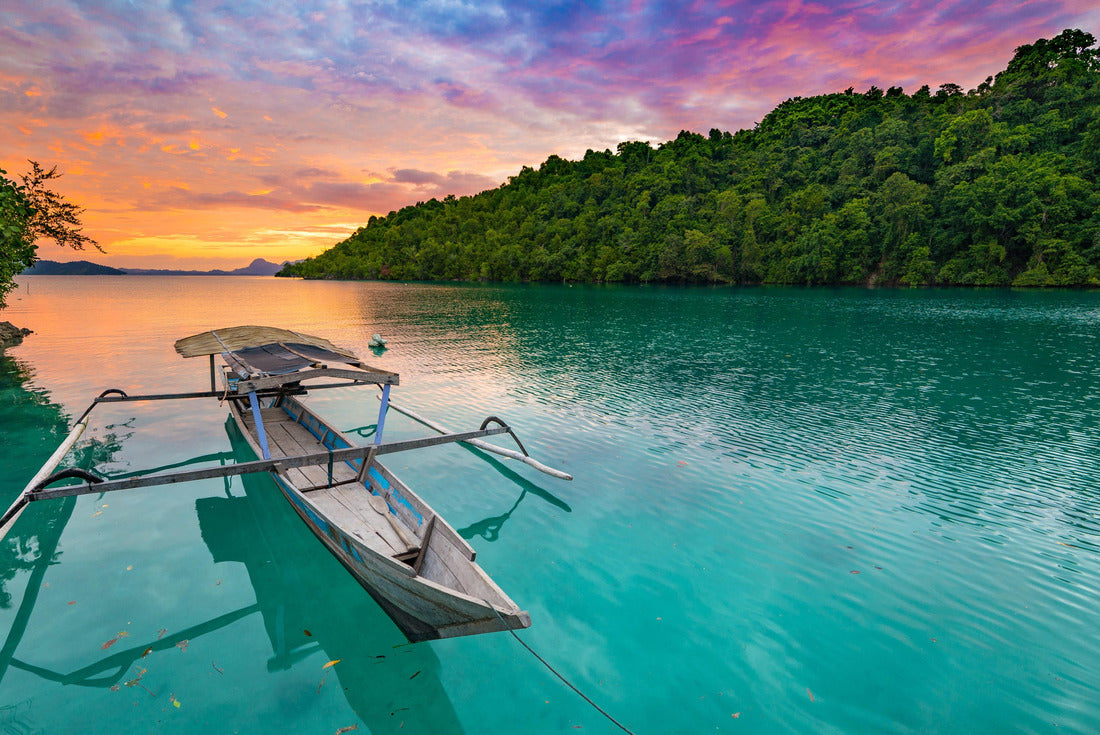 Togean Islands, Indonesia Sunset over the Caribbean Sea, dramatic sky, traditional boat floating on a blue-green lagoon in the Togean Islands, Sulawesi, travel destination in Indonesia 2000pc Puzzle