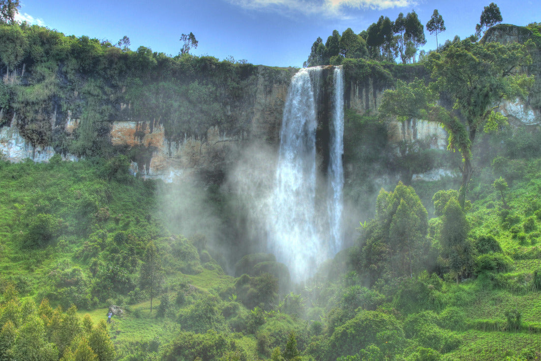 Noah Jigsaw Puzzle Stunning tropical waterfall at Sipi Falls in Uganda, Africa 2000 pieces