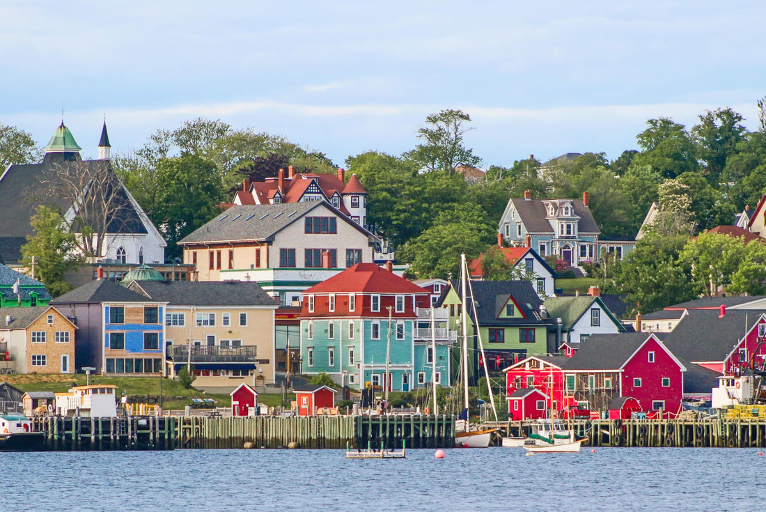 Waterfront of Lunenburg, Nova Scotia 2000pc Puzzle