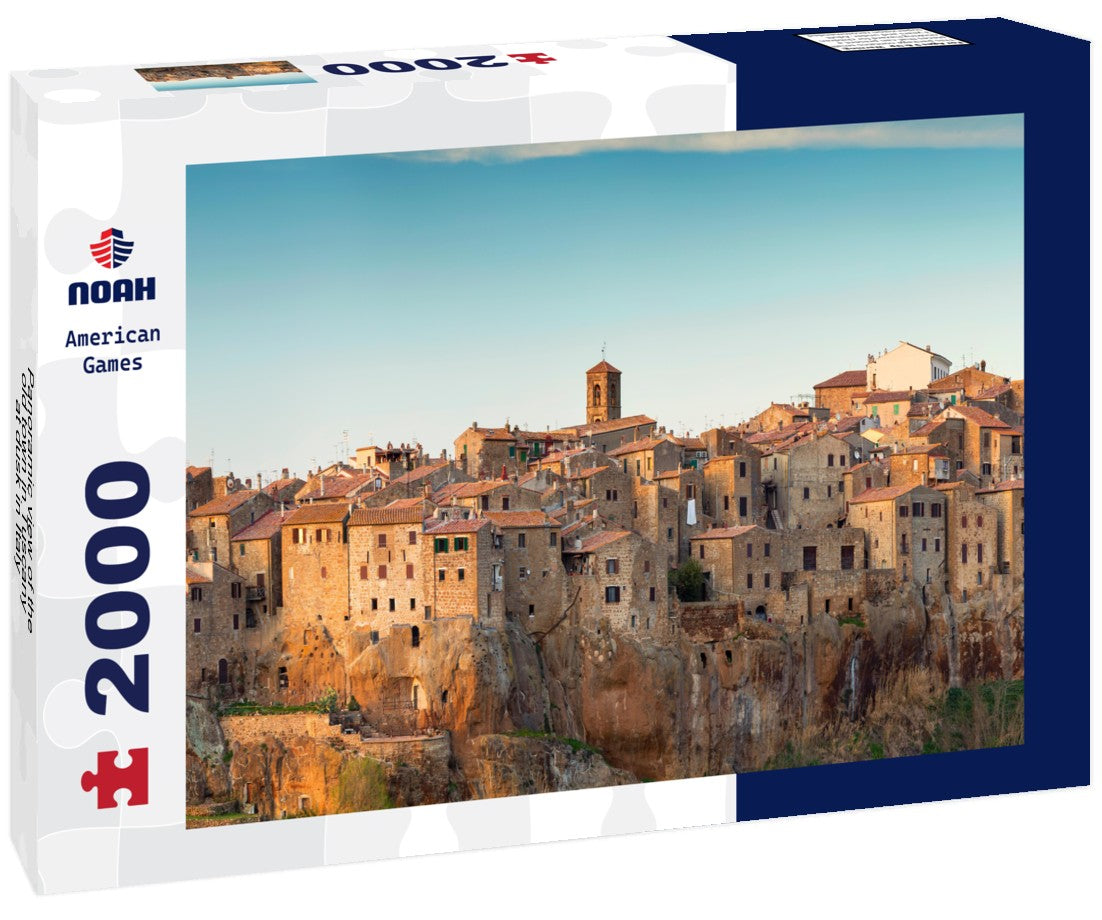 the old town in Tuscany at dusk in Italy 2000pc Puzzle