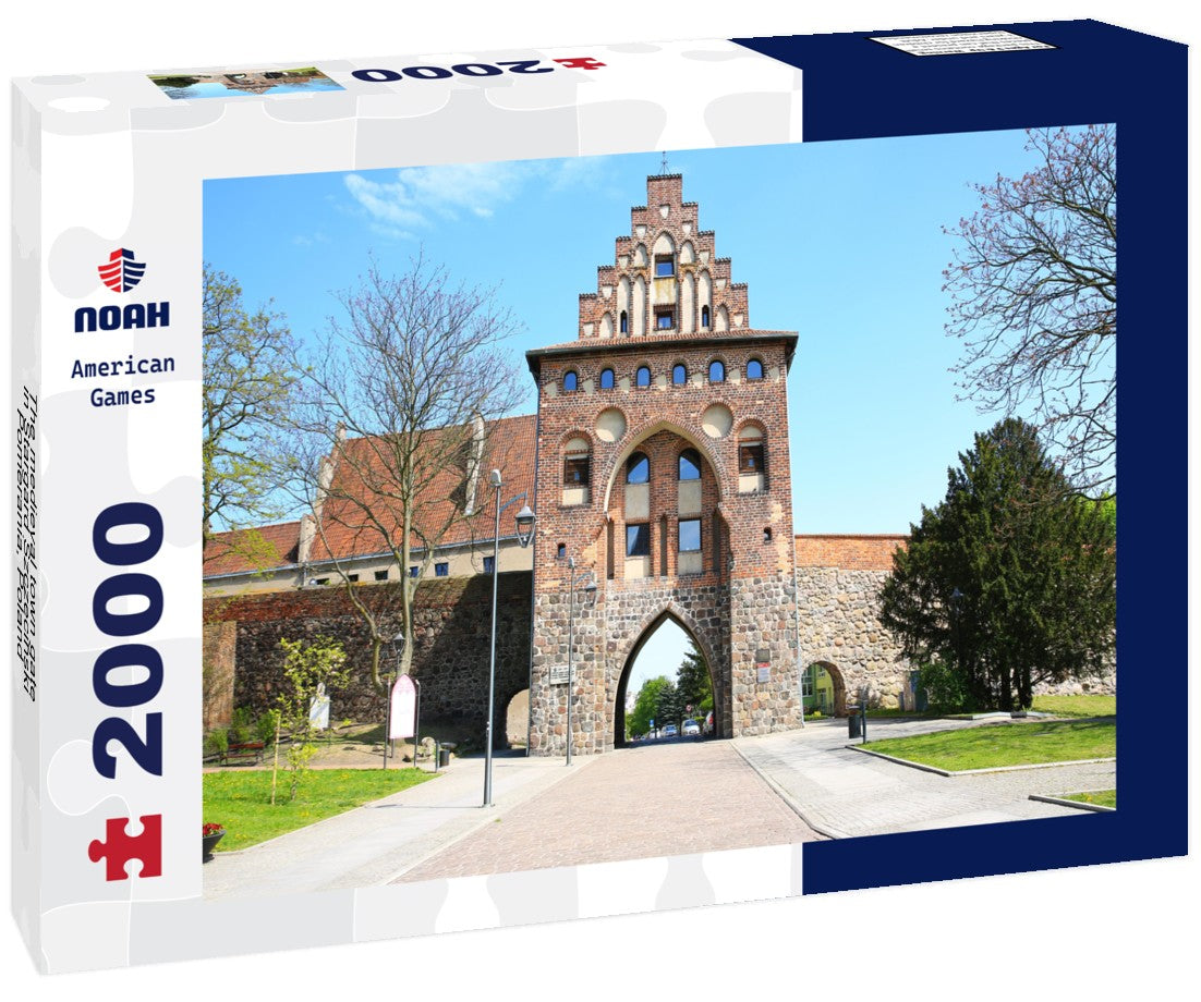 The medieval town gate in Stargard Szczecinski, Pomerania, Poland 2000pc Puzzle