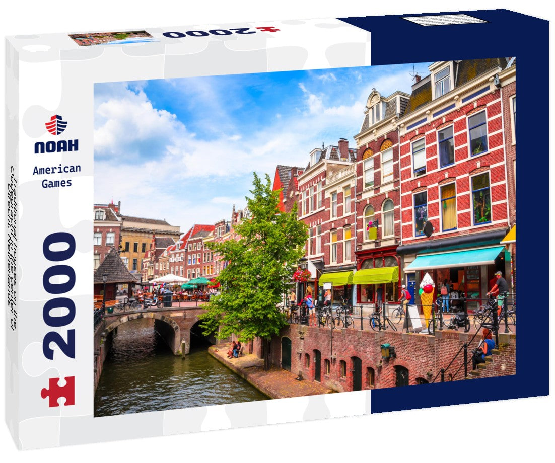 Traditional houses on the Oudegracht in the center of Utrecht, Netherlands 2000pc Puzzle