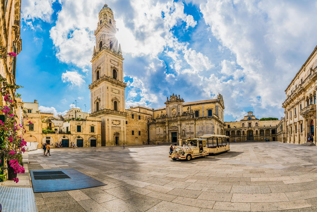 Lecce, Italy - Piazza del Duomo square and St. Mary's Cathedral, Puglia region, southern Italy 2000pc Puzzle