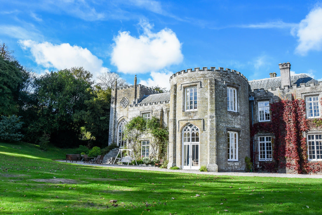 Prideaux Place near Padstow, Cornwall, England, UK. The imposing mansion was built in 1592 at the time of the reign of Elisabeth I by Nicholas Prideaux 2000pc Puzzle
