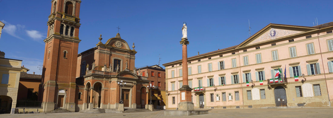 Noah Jigsaw Puzzle Castel San Pietro Terme, in the province of Bologna, Emilia-Romagna, Italy: main square of the historic town with church and town hall panorama 1000 pieces