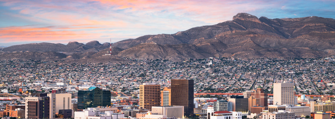 Noah Jigsaw Puzzle El Paso, Texas, USA downtown city skyline at dusk with Juarez, Mexico in the distance panorama 1000 pieces
