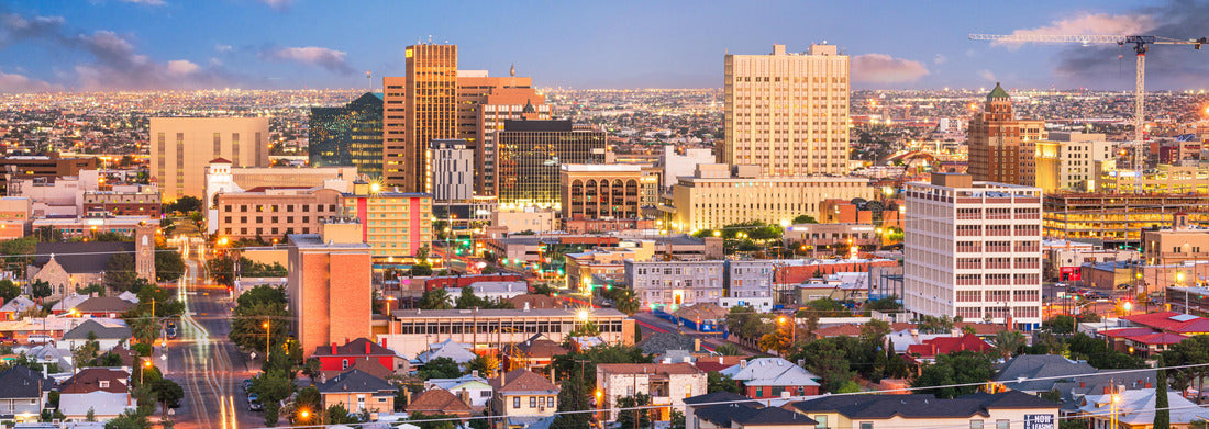 Noah Jigsaw Puzzle El Paso, Texas, USA downtown city skyline at dusk with Juarez, Mexico in the distance panorama 1000 pieces
