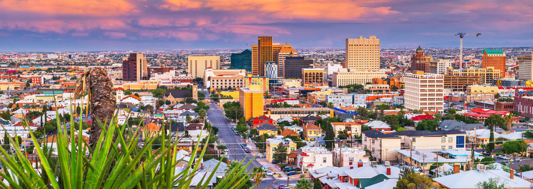 Noah Jigsaw Puzzle El Paso, Texas, USA downtown city skyline at dusk with Juarez, Mexico in the distance panorama 1000 pieces
