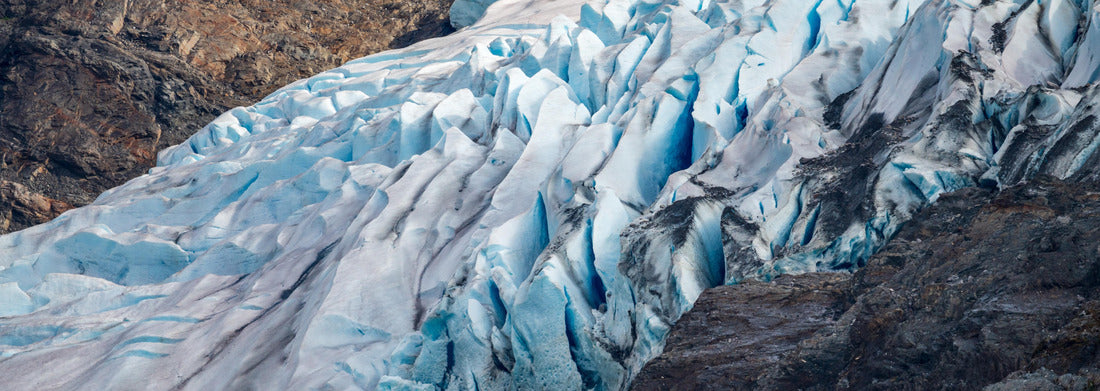 Noah Jigsaw Puzzle Close-up of glaciers at Mendenhall Glacier entering the lake near Juneau in Alaska panorama 1000 pieces