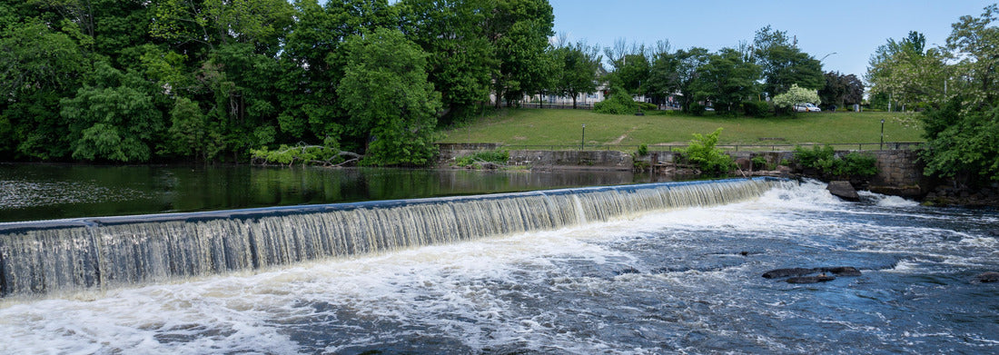 Noah Jigsaw Puzzle Blackstone River Valley National Historic Park, Slater Mill Historic Site. Samuel Slater's cotton spinning mill in Pawtucket, Rhode Island, birthplace of America's industrial revolution. Slater Mill Dam panorama 1000 pieces