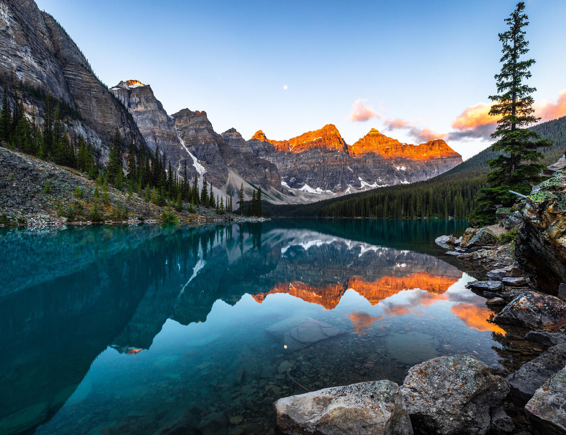 ImagiCan Jigsaw Puzzle Moraine Lake in Banff National Park, Canadian Rockies, Alberta, Canada 1000 pieces
