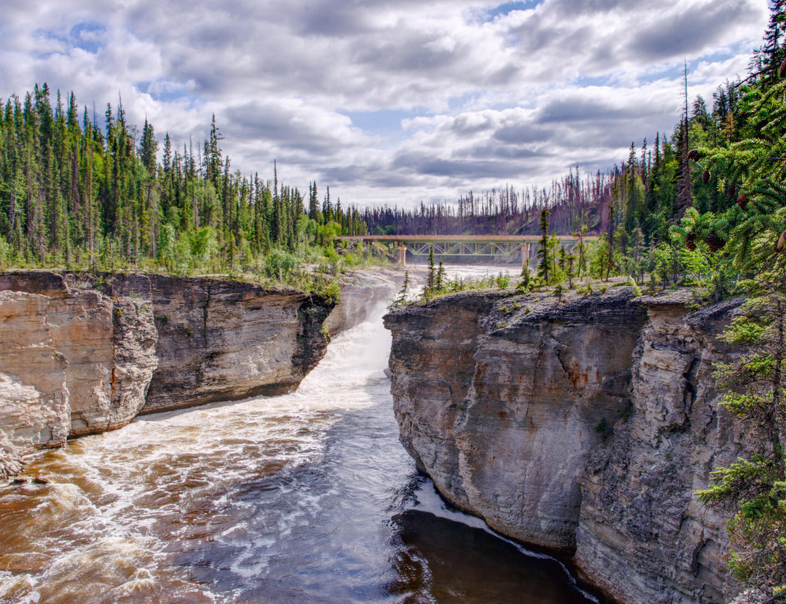 ImagiCan Jigsaw Puzzle View of Sambaa Deh Falls on the Trout River. Northwestern Territories, Canada 1000 pieces