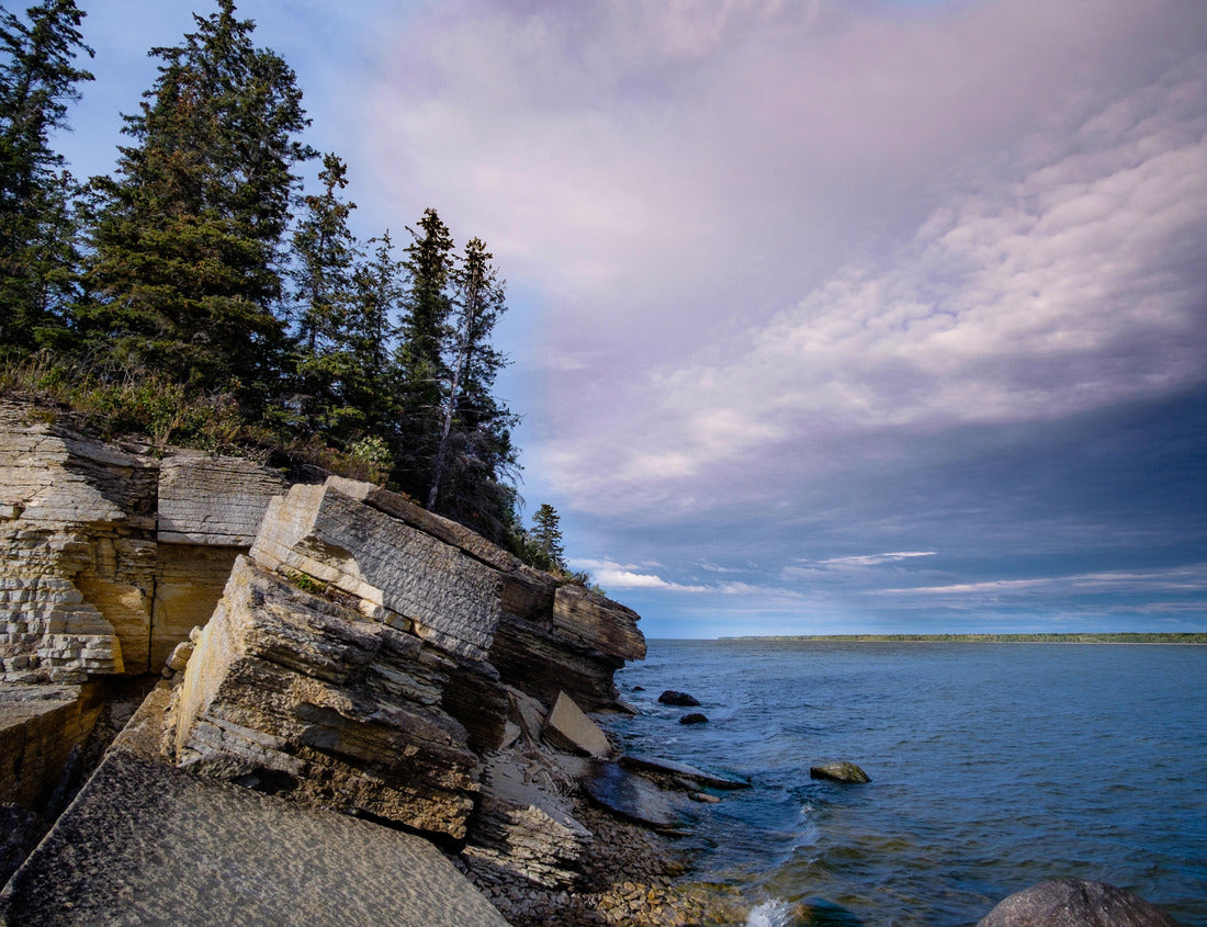 ImagiCan Jigsaw Puzzle View of Ottawa city buildings and Rideau Canal from Mackenzie King Bridge at sunset 1000 pieces