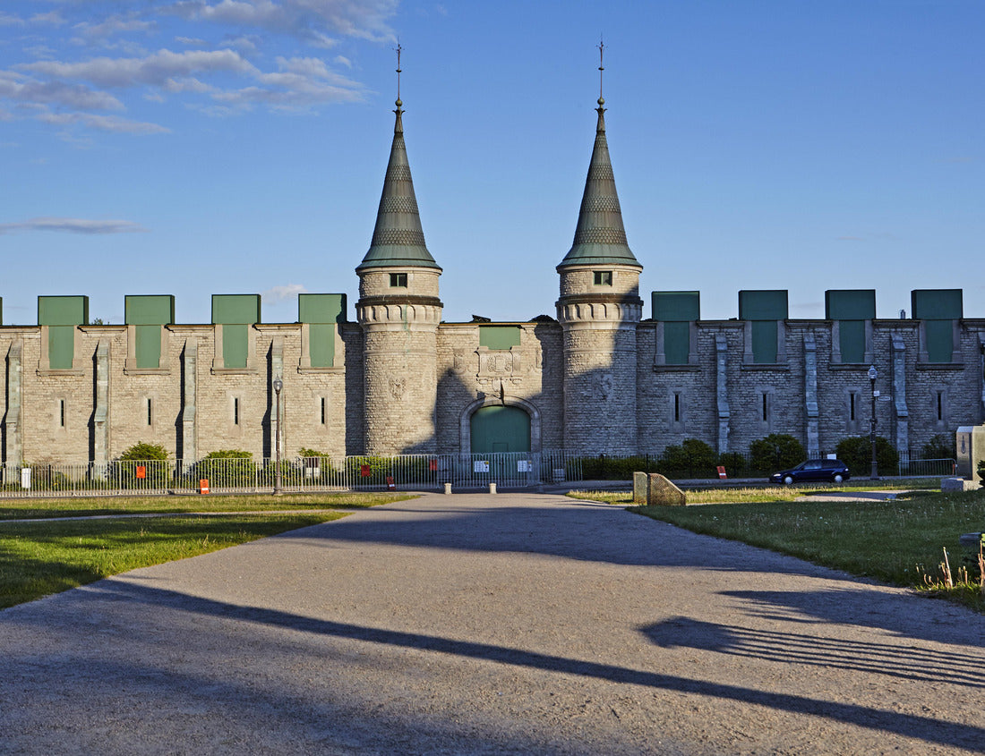 ImagiCan Jigsaw Puzzle Walls and towers of the fortress of Quebec 1000 pieces