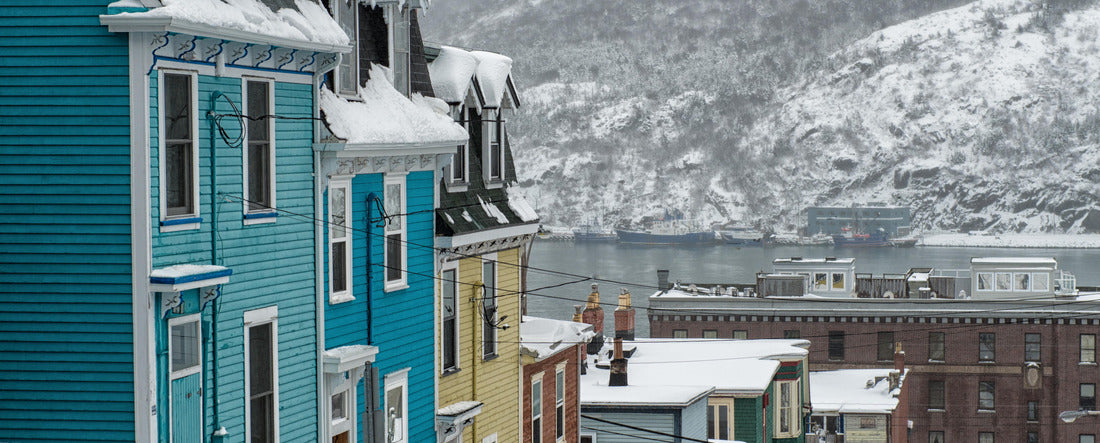 A very steep street in St. John's, Newfoundland 2000pc Panoramic Puzzle