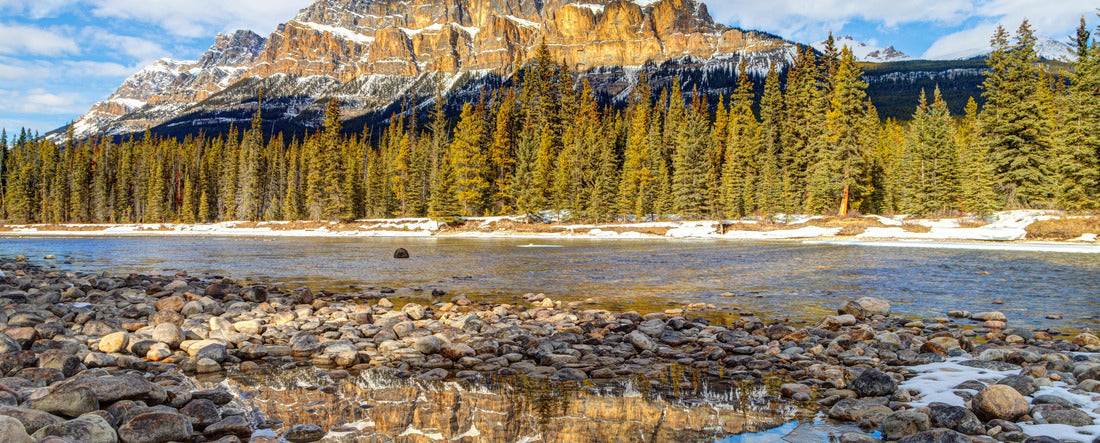 Castle Mountain in Banff National Park in Canada 2000pc Panoramic Puzzle