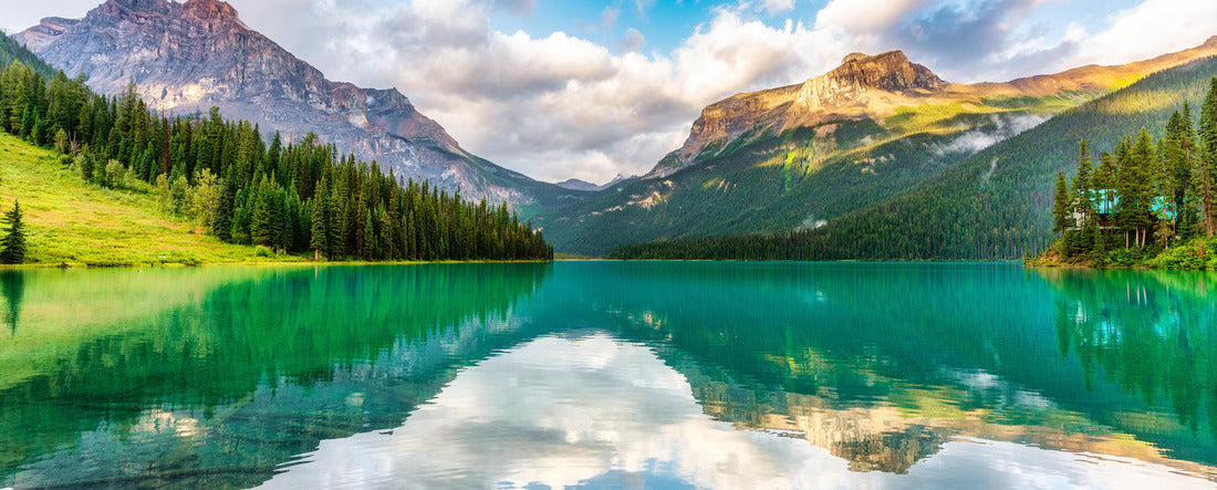 Emerald Lake in Yoho Np, British Columbia, Canada 2000pc Panoramic Puzzle