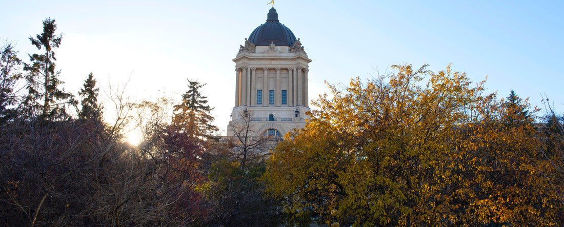 Manitoba Legislative Building, Winnipeg, Manitoba, Canada 2000pc Panoramic Puzzle
