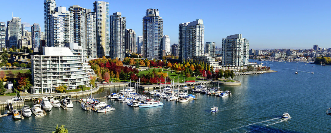 Autumn landscape of False Creek in downtown Vancouver, BC, Canada 2000pc Panoramic Puzzle