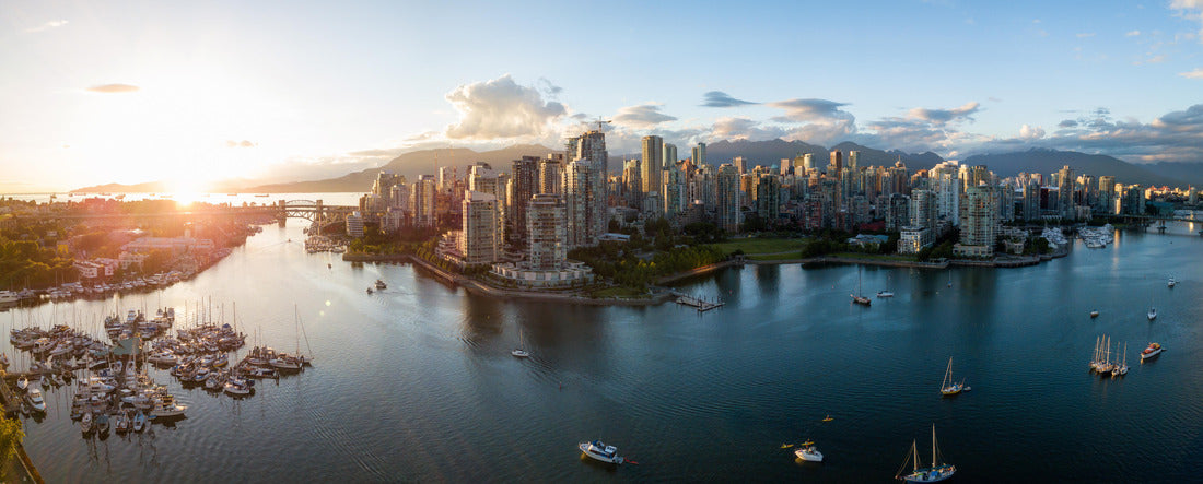 Aerial view of Downtown City in False Creek, Vancouver, British Columbia 2000pc Panoramic Puzzle