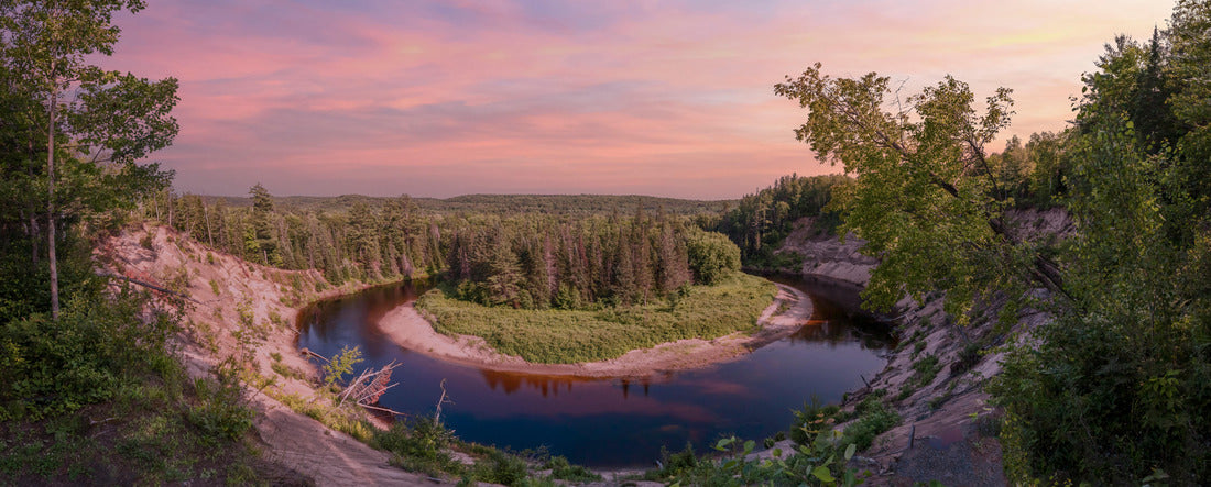 Big Bend Lookout in Arrowhead Provincial Park near Huntsville, Ontario 2000pc Panoramic Puzzle