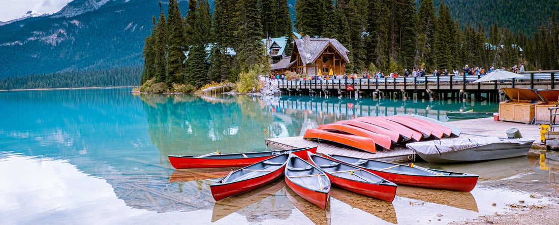 ImagiCan Jigsaw Puzzle Emerald Lake Yoho National Park  British Colombia 2000 pieces panorama