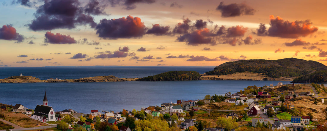 Trinity, Newfoundland and Labrador 2000pc Panoramic Puzzle