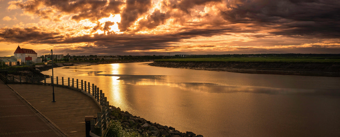 ImagiCan Jigsaw Puzzle Petitcodiac River, Moncton, New Brunswick 2000 pieces panorama