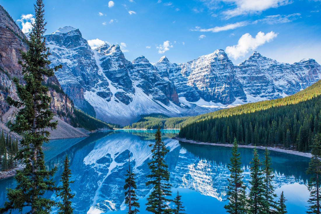 Moraine Lake, Rocky Mountains, Canada 2000pc Puzzle