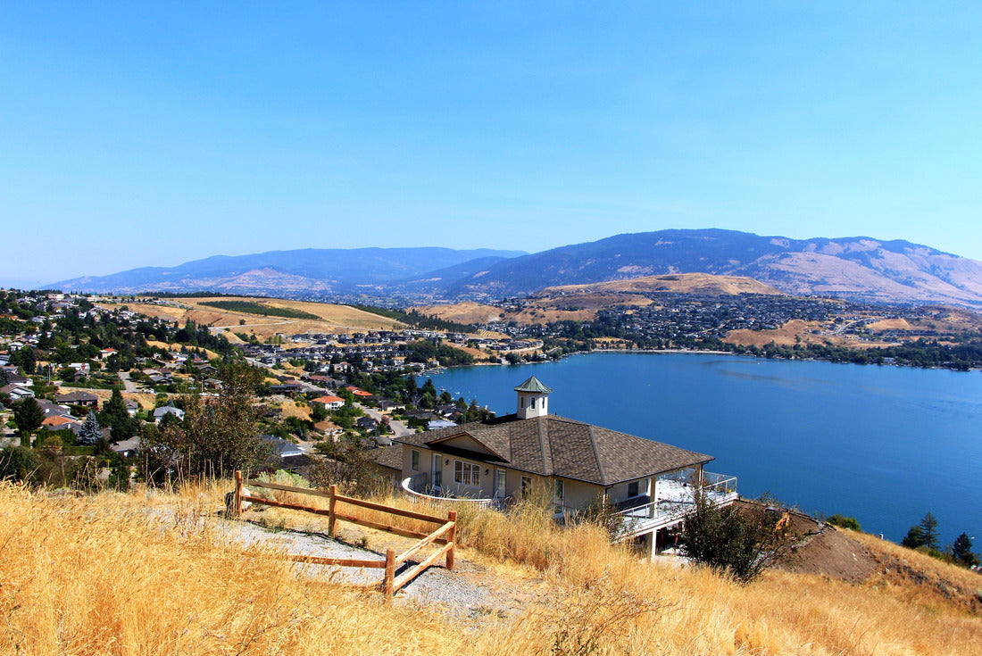 ImagiCan Jigsaw Puzzle The Kalamalka lake view near Vernon, BC 2000 pieces