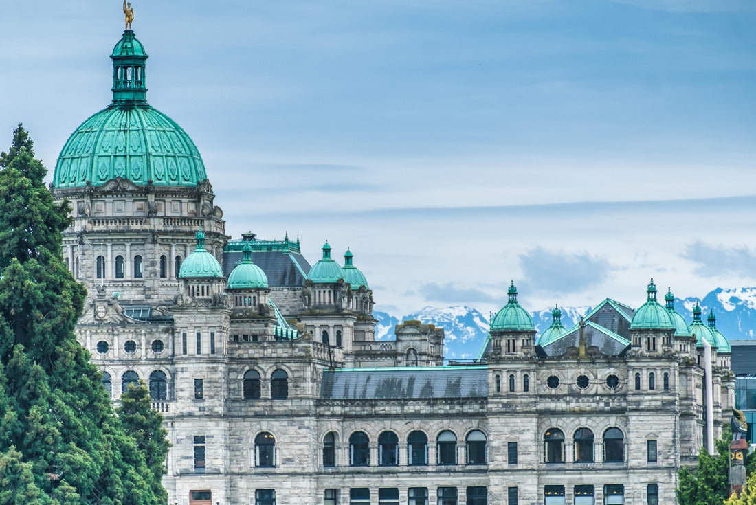 The British Columbia Parliament Buildings 2000pc Puzzle