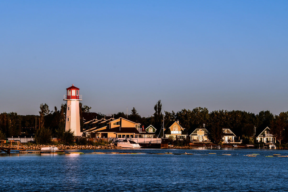 ImagiCan Jigsaw Puzzle Beautiful Lighthouse in Sylvan Lake Alberta Canada 2000 pieces