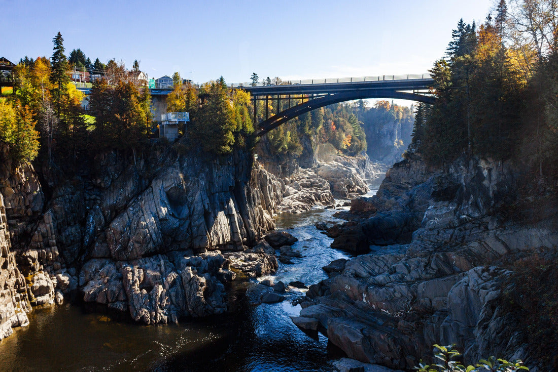 The spectacular canyon view of Grand Falls on a sunny day, New Brunswick 2000pc Puzzle