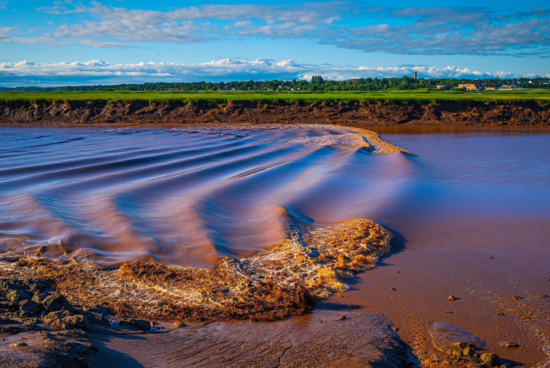 Tidal bore on the Petitcodiac River Parc Bore in Moncton, New Brunswick, Canada 2000pc Puzzle
