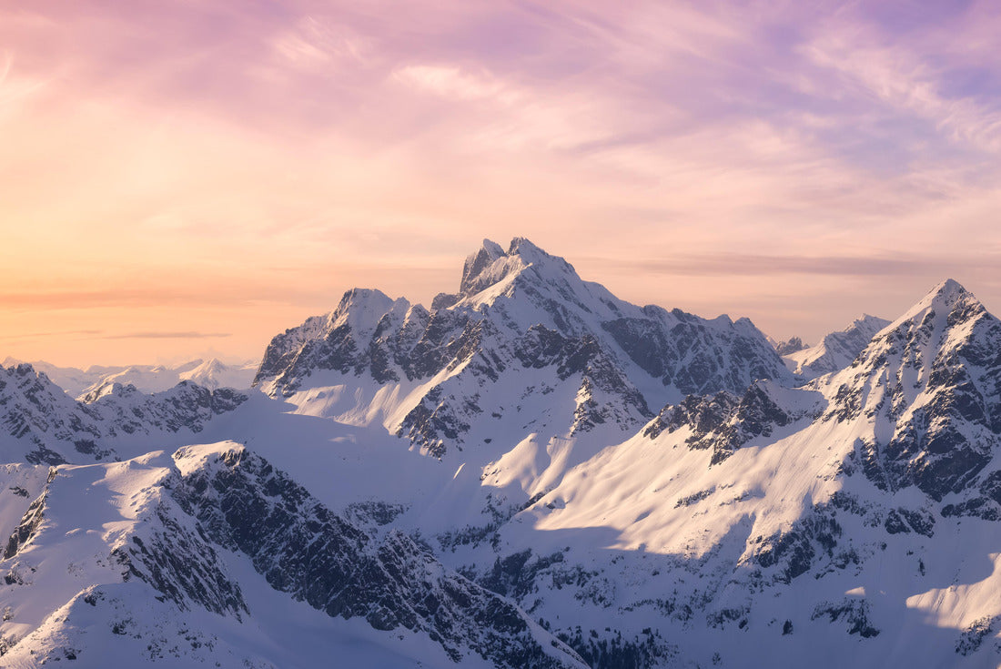 ImagiCan Jigsaw Puzzle Aerial view from the airplane of blue snow-capped Canadian mountain landscape in winter 2000 pieces