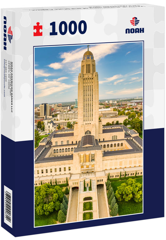 Vertical panorama of the State Capitol, Lincoln Nebraska