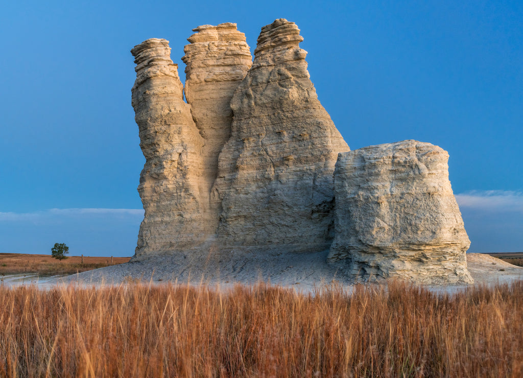 Castle Rock - limestone pillar landmark in prairie of western Kansas near Quinter (Gove County), windy fall morning before sunrise