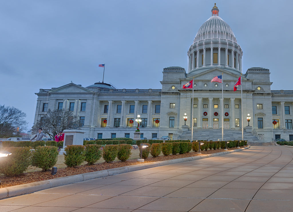 Arkansas State Capitol (Christmas Lights)