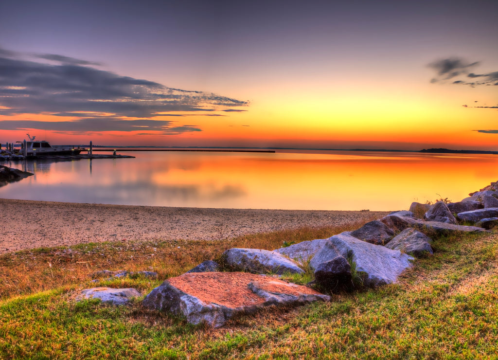 The romantic sunset at the Kings Mill marina in Williamsburg Virginia