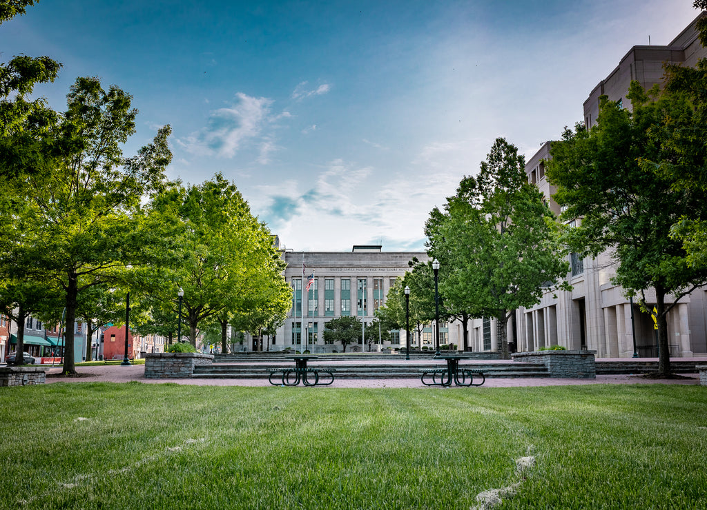 Landscape in front of United States Post office and Court House in Downtown Lexington, Kentucky