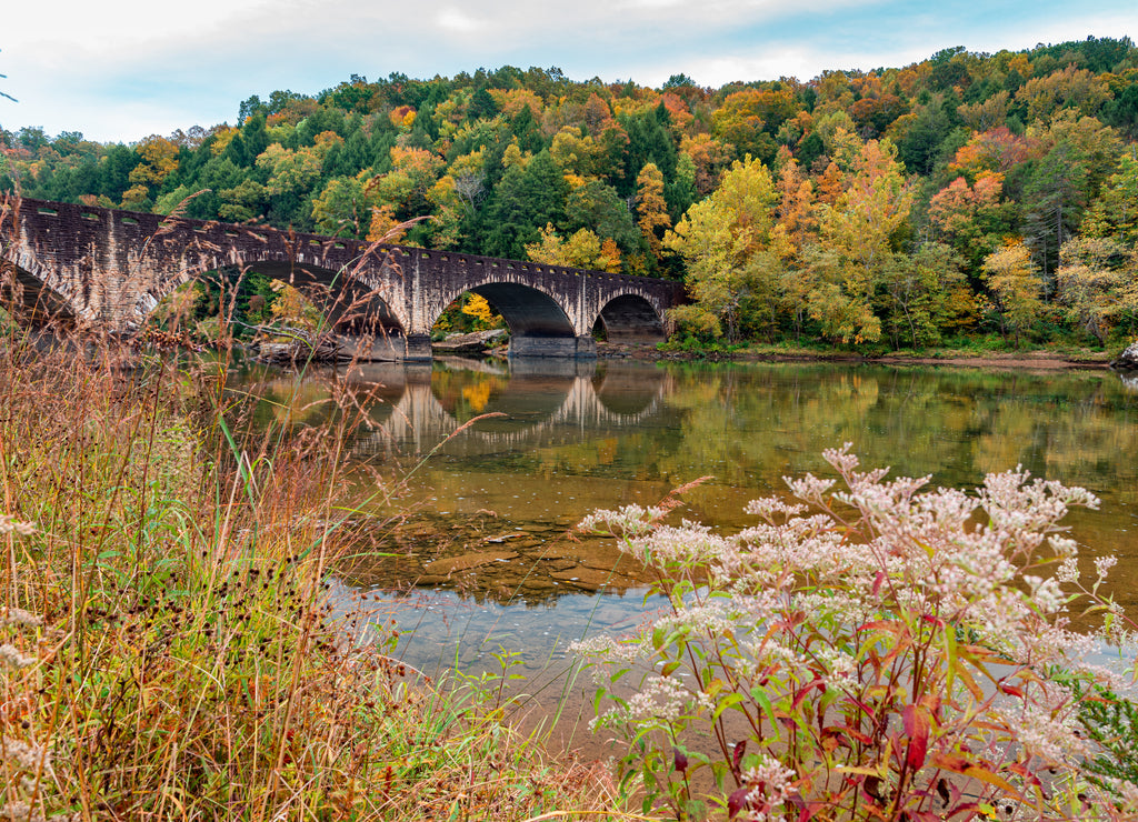 Gatliff Bridge over Cumberland River in Kentucky