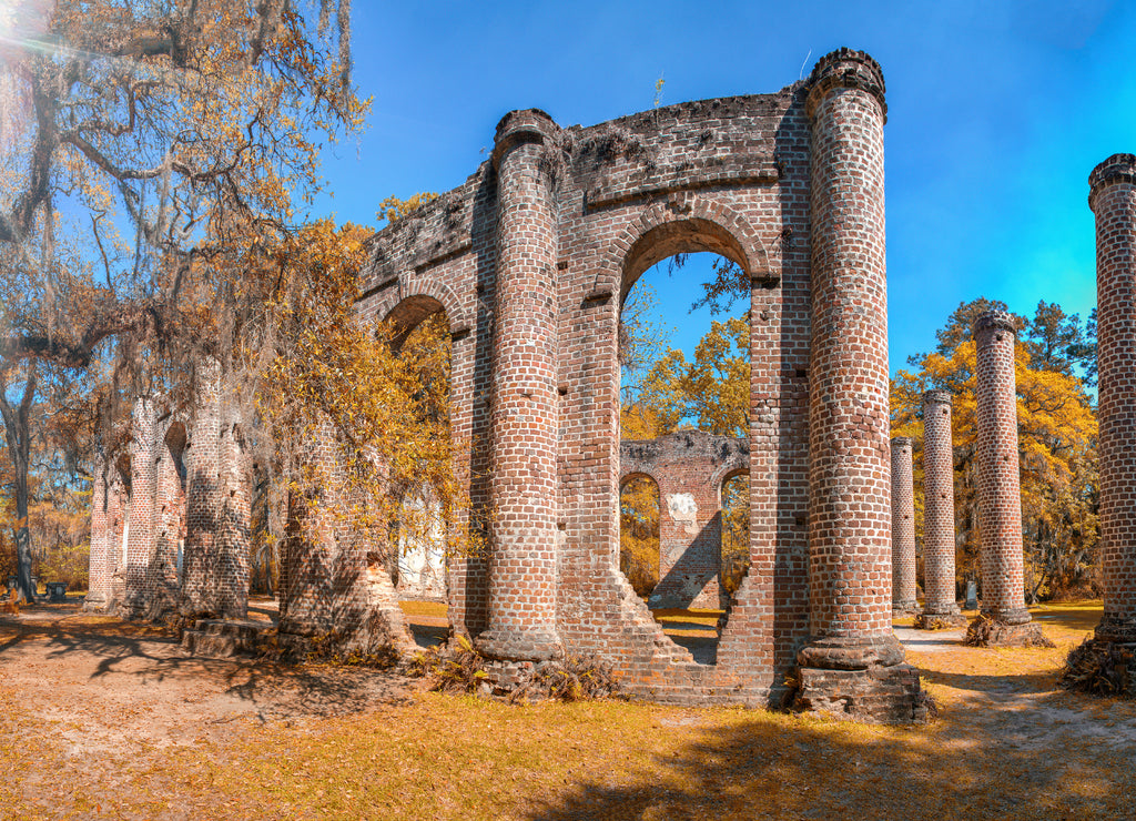 Old Sheldon ChuThe ruins of Sheldon Church built in 1745 near Beaufort South Carolina