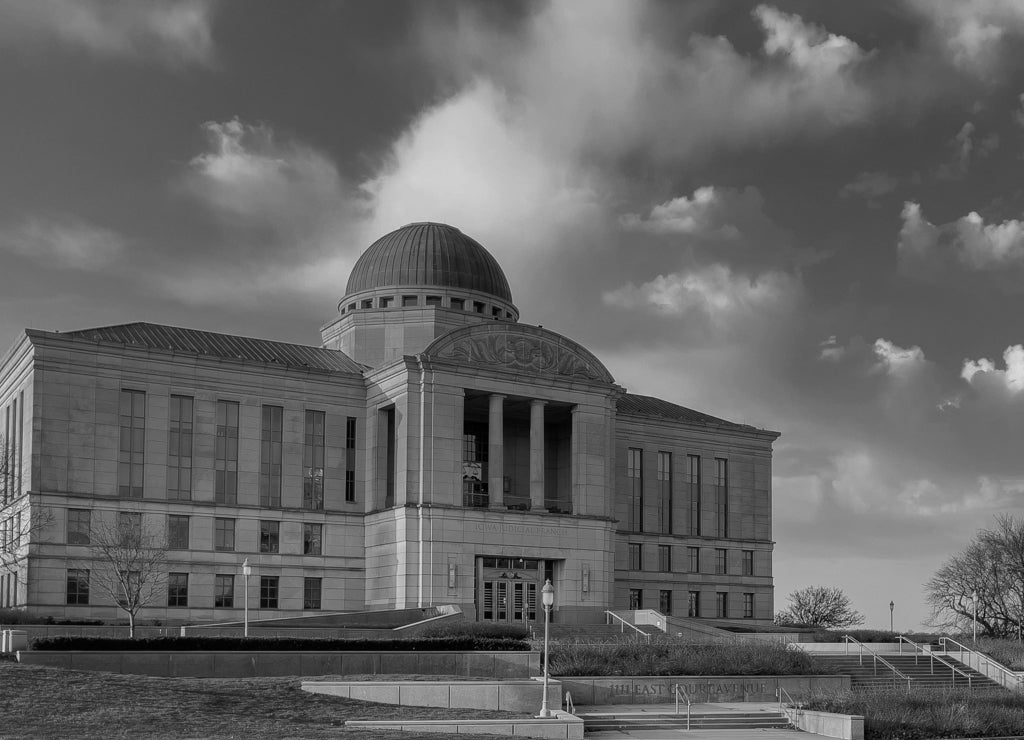 Iowa Judicial Branch Building in black white