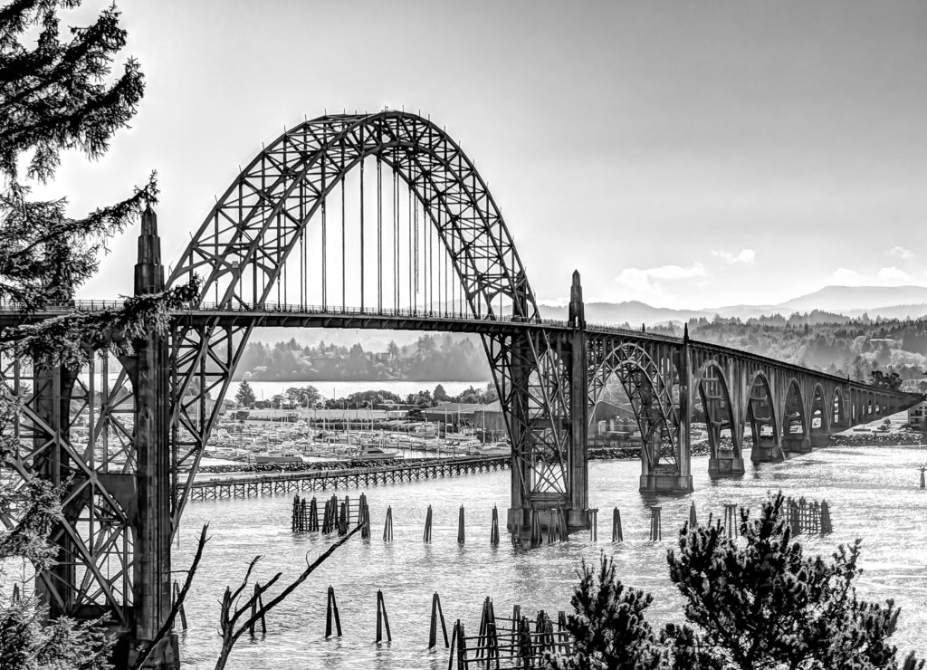 Yaquina Bay Bridge, Newport, Oregon in black white