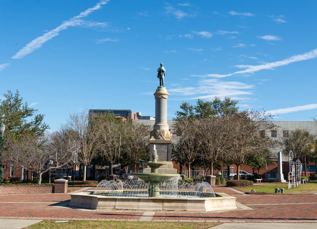 Orangeburg Confederate Memorial in Orangeburg, South Carolina. The monument was erected by Women of Orangeburg in 1893