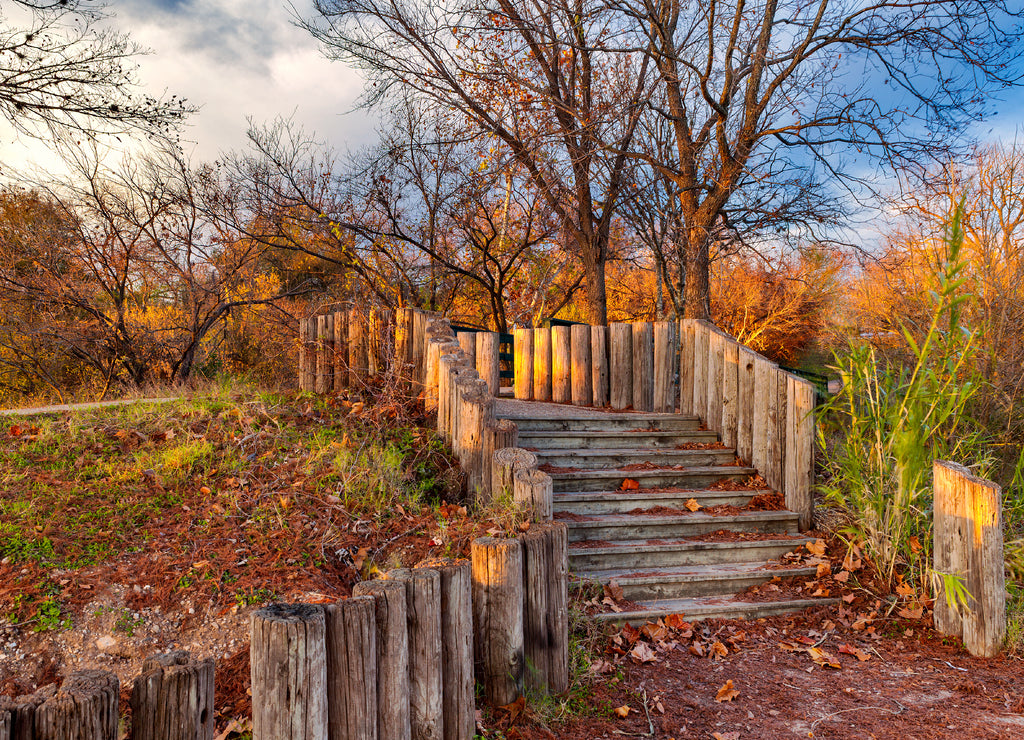 Wooden steps line the path in Austin, Texas